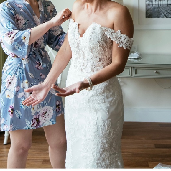 Lilian west wedding gown worn once. Altered bust and length for 5’3” height. - Picture 4 of 7